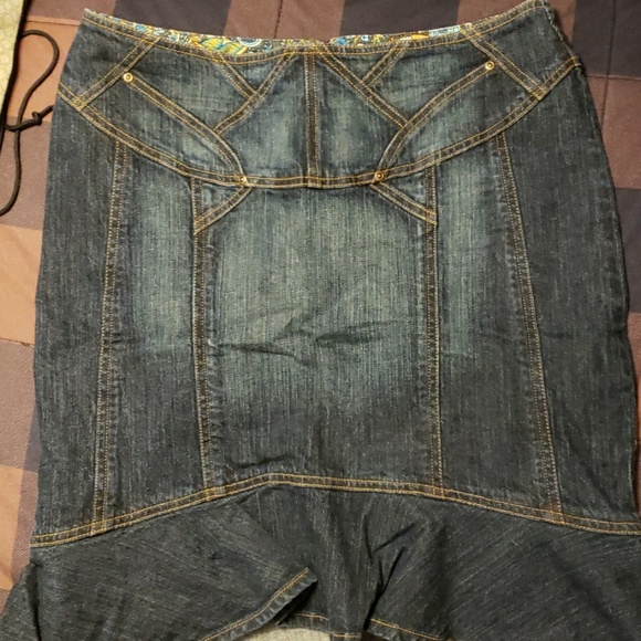 Jones Wear Dresses & Skirts - Jean skirt